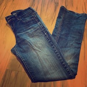 Women Levi’s Jeans size 8 M